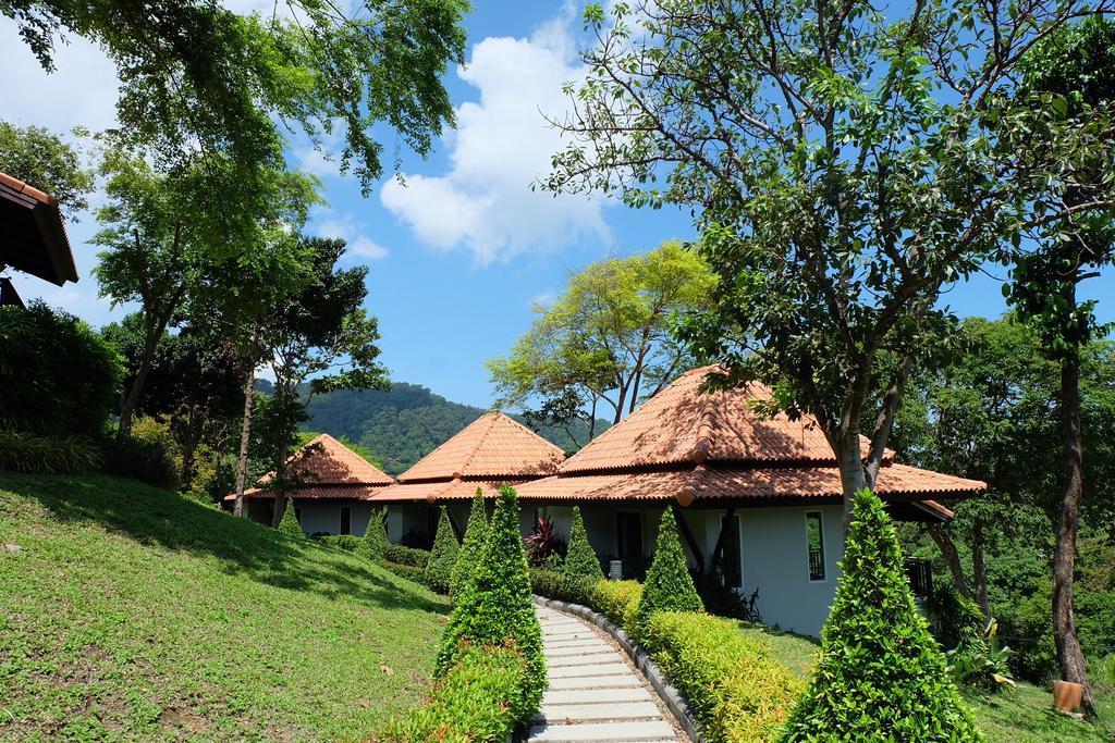 Bakantiang Resort Ko Lanta Exterior foto
